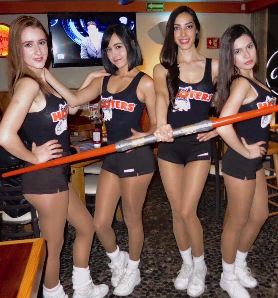 Pantyhose Hooters #SqZ1IlIx