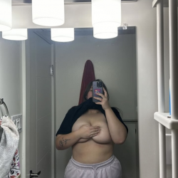 Chubby big tit