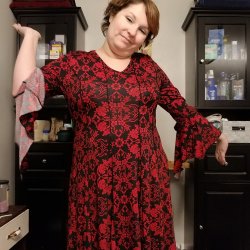 BBW Webslut Anne Stripping