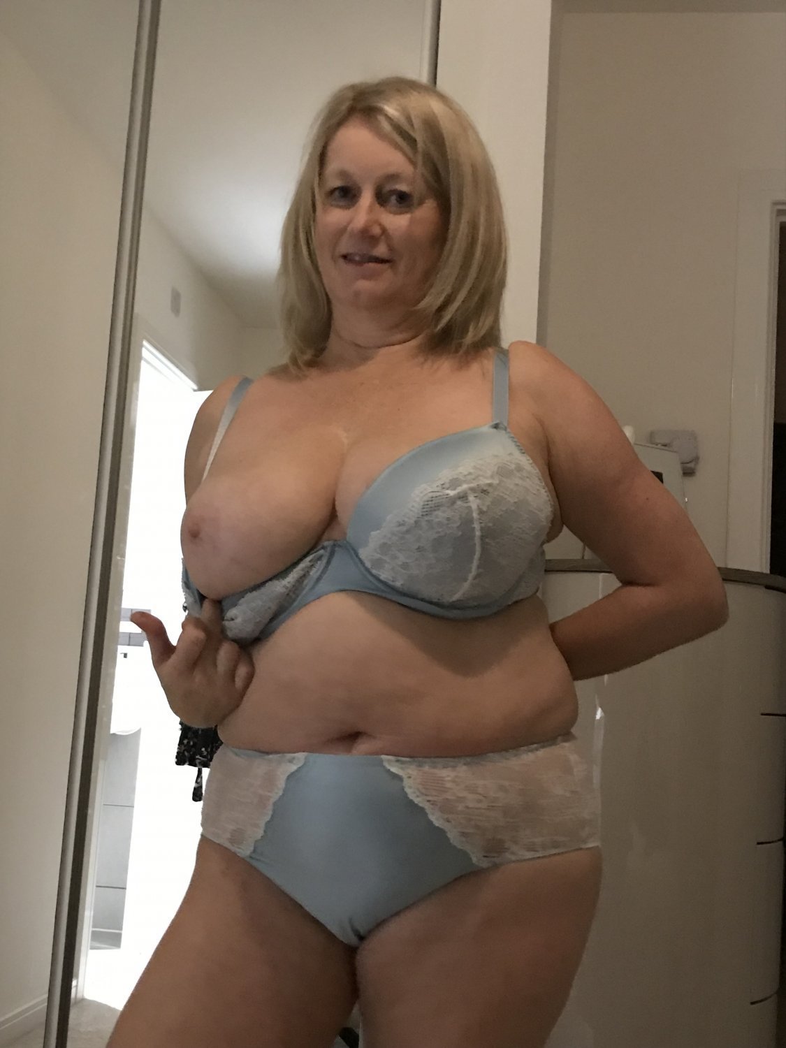 Claire Mature UK Slut Wife #fF2jHr9V