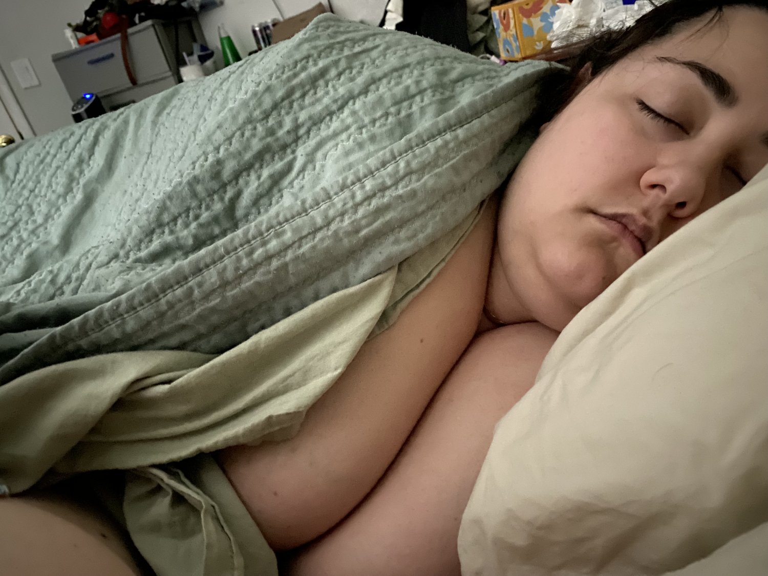 Busty Sleeping BBW Webslut Caitlin B #6Di2dHSV