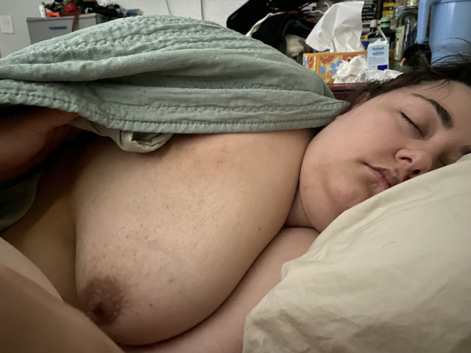 Busty Sleeping BBW Webslut Caitlin B #viuJZnzf