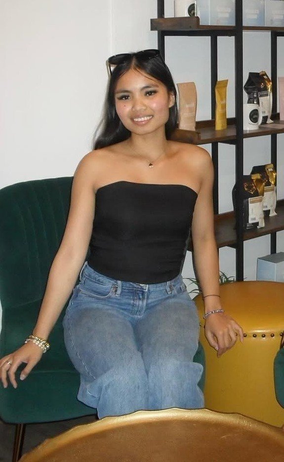 ABG Filipina Webslut Zoey  - DM me if you know this slut and her full name. #7qrI6kbj