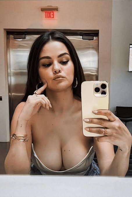 Celeb huge boobs (selena Gomes, scarlett johansson, billie eilish, Sofia Vergara, salma and Georgina #TqR6I1uI